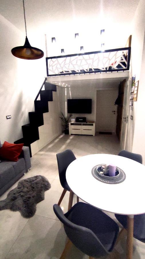 Apartament W Stylu Loft Jelenia Góra Buitenkant foto